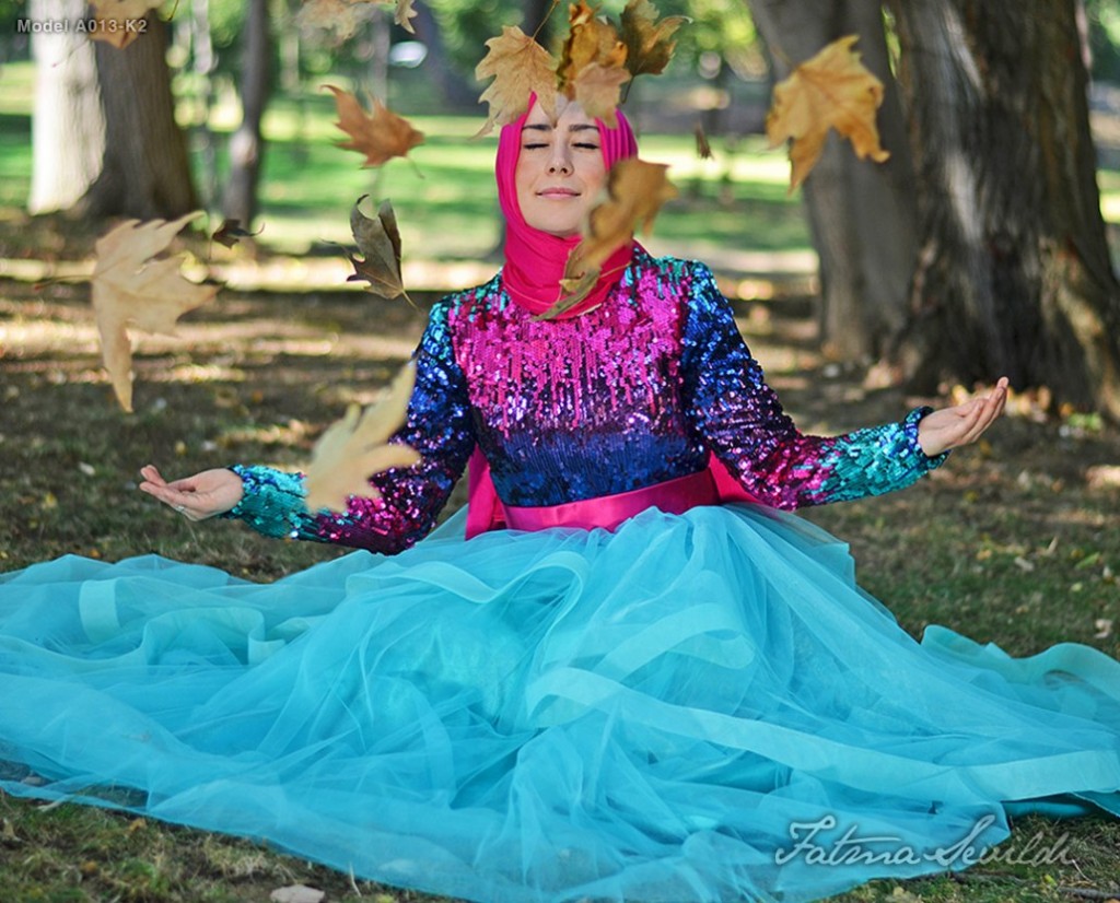 Renkli-abiye-elbise
