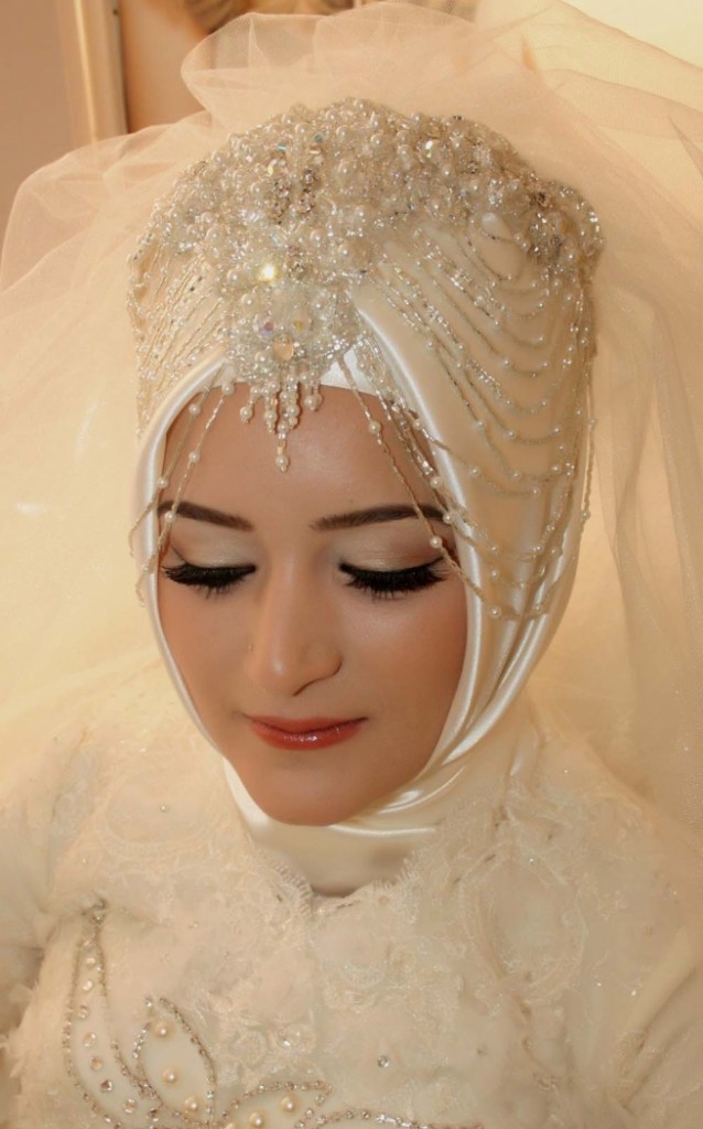 Boncu-işlemeli-tesettür-başı